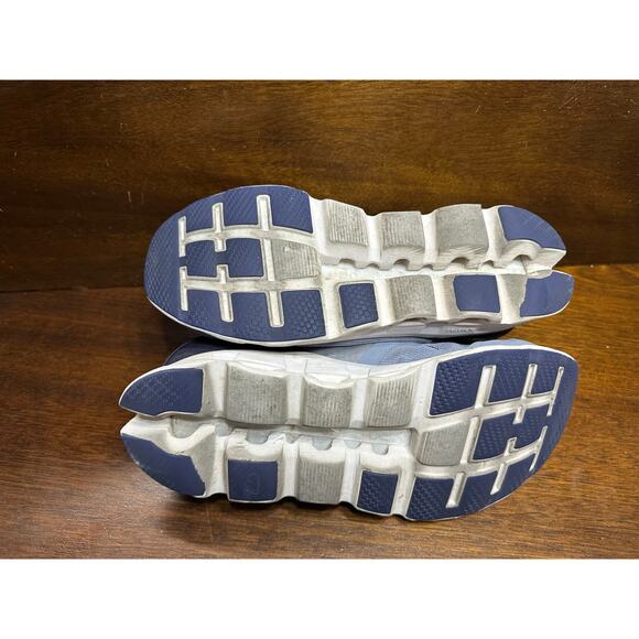 On Cloud Helion Cloudstratus Running Sneaker Men 13 Walking Comfort Distance - Picture 8 of 12